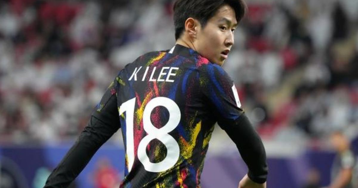 Netizens Slam Soccer Star Lee Kang In For “Insincere Apology”