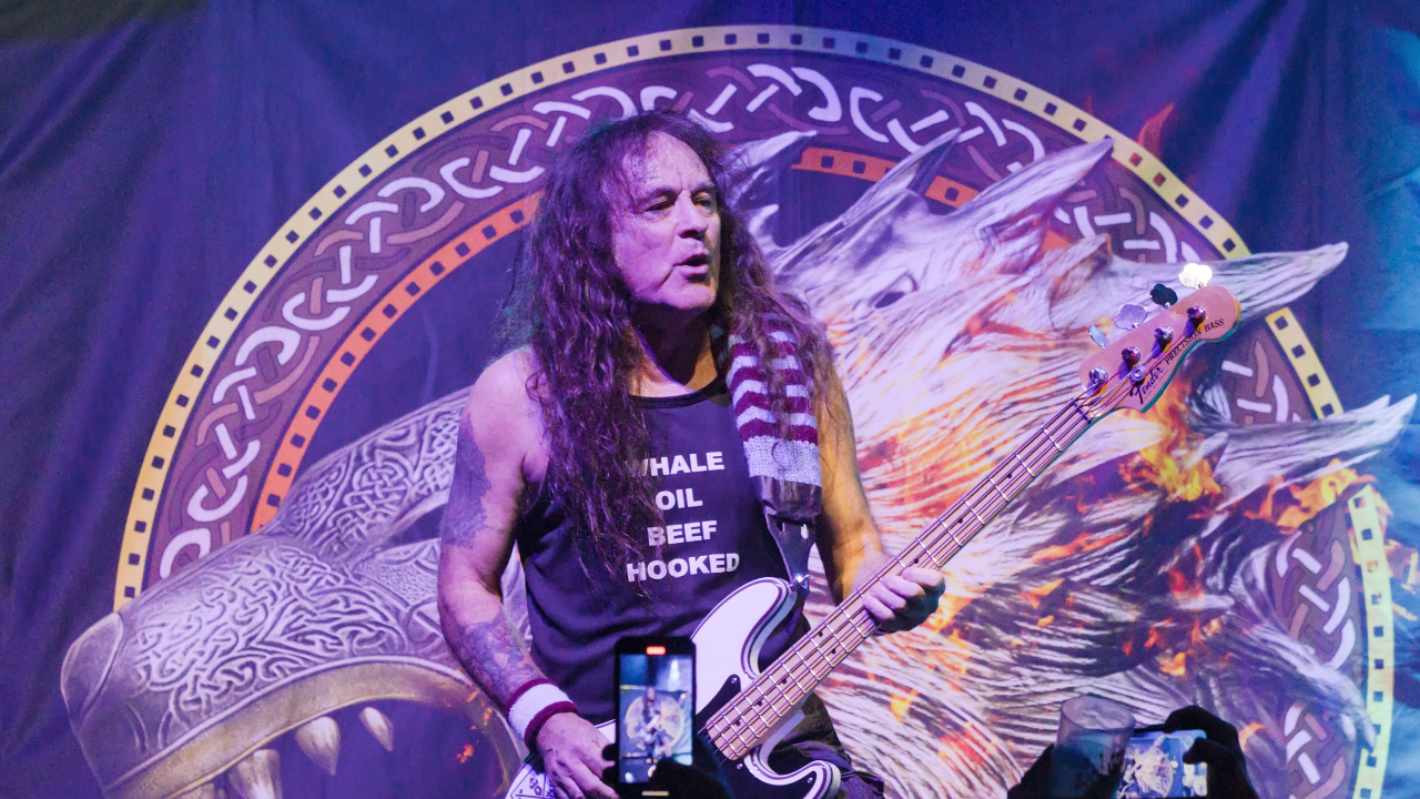 “It’s a rare chance to witness history being made, and it is a sight to behold.” Steve Harris brings British Lion to London’s Cart & Horses, the birthplace of Iron Maiden, for an emotional homecoming show