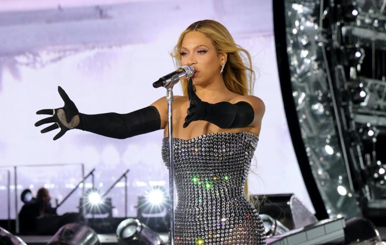 Beyoncé becomes first Black woman to hit Number One on US country chart