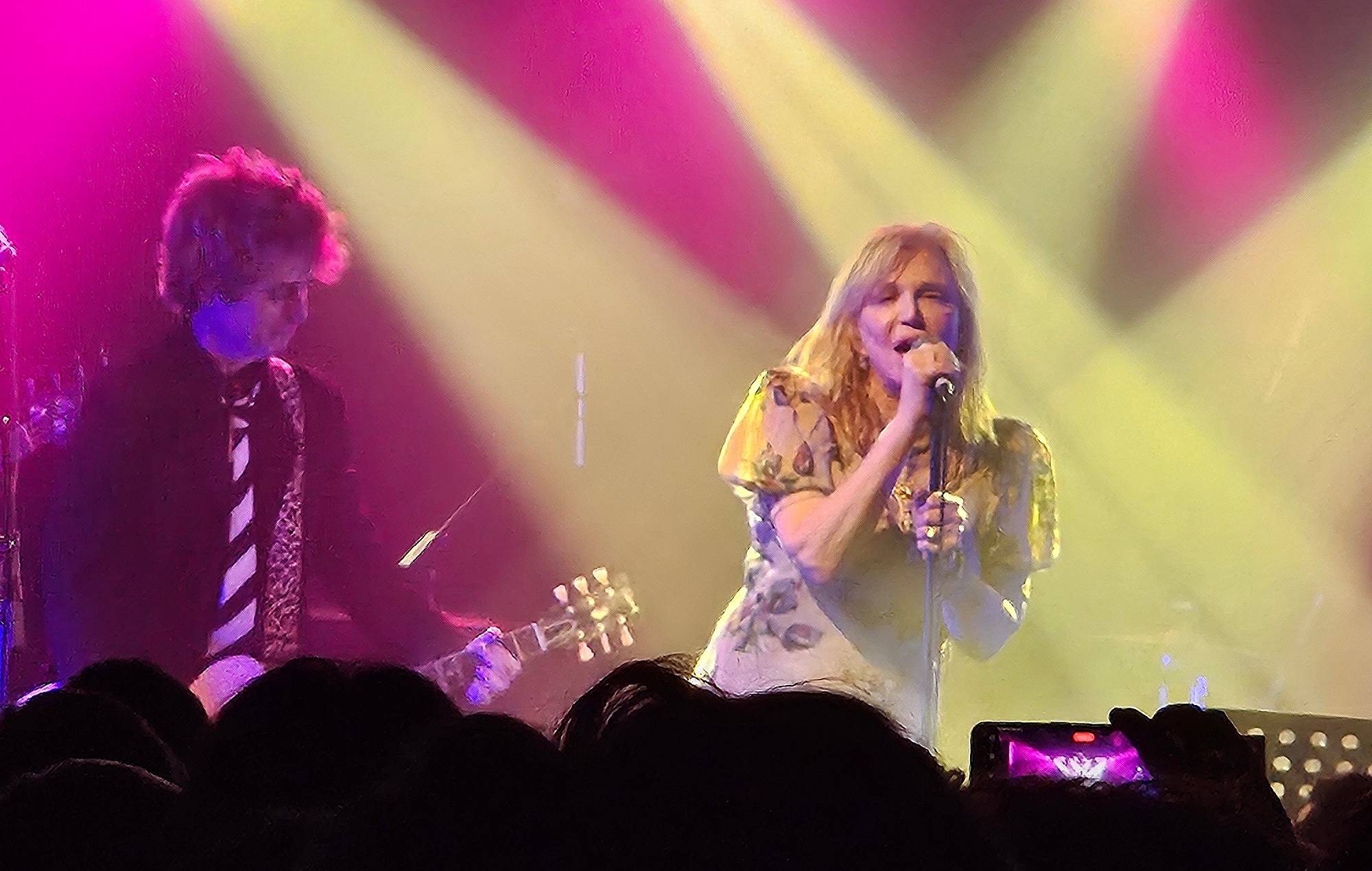 Watch Courtney Love join Billie Joe Armstrong on stage for intimate covers band London show