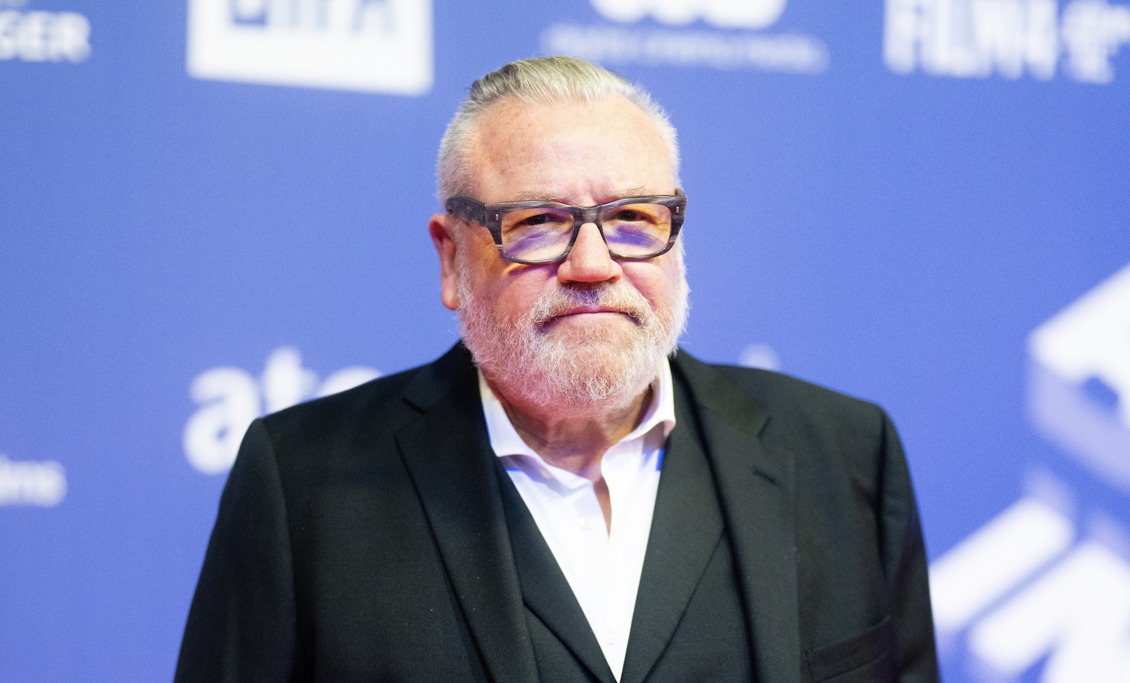 Ray Winstone recalls “soul-destroying” experience filming Marvel’s ‘Black Widow’