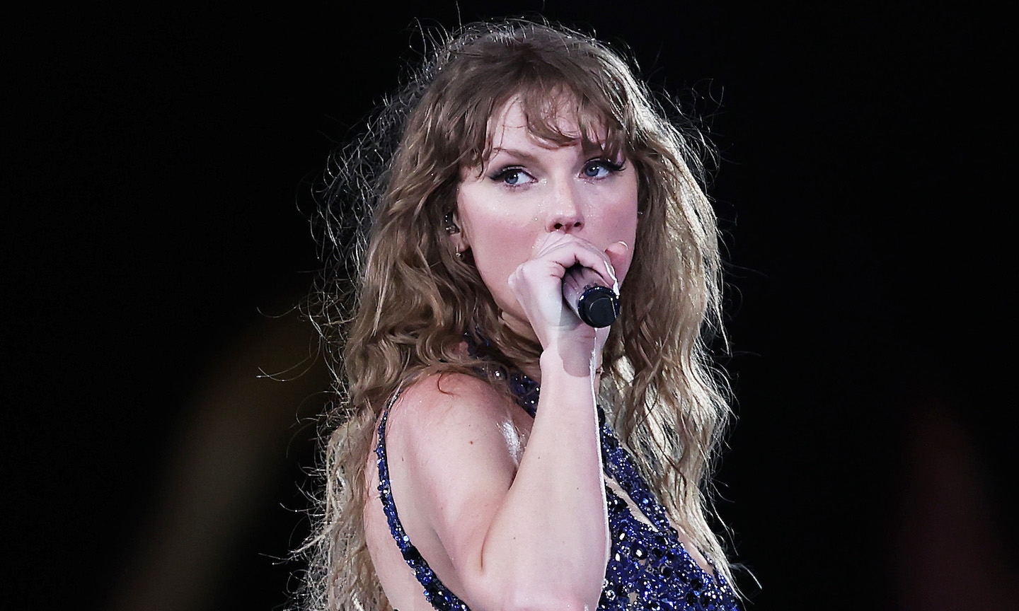 Taylor Swift Passes The Beatles For Most Weeks In Top 10 Of Billboard 200