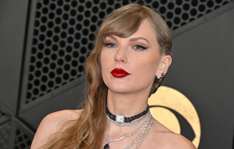 Taylor Swift threatens legal action against student who tracks her jet