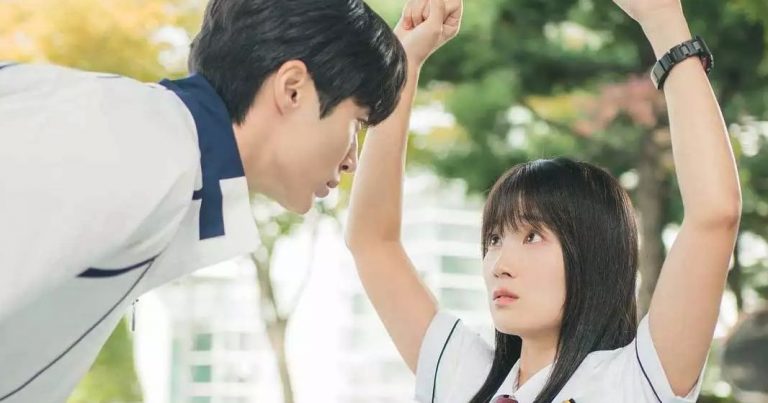 Fans Discuss The “Height Difference Chemistry” Between Couples In Recent K-Dramas