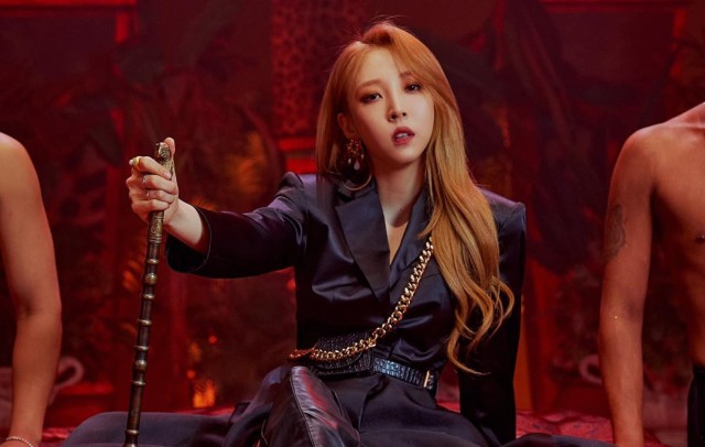 Notice me, Moonbyul