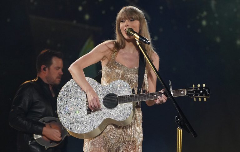 Watch Taylor Swift give ‘Dear Reader’ its live debut in Japan