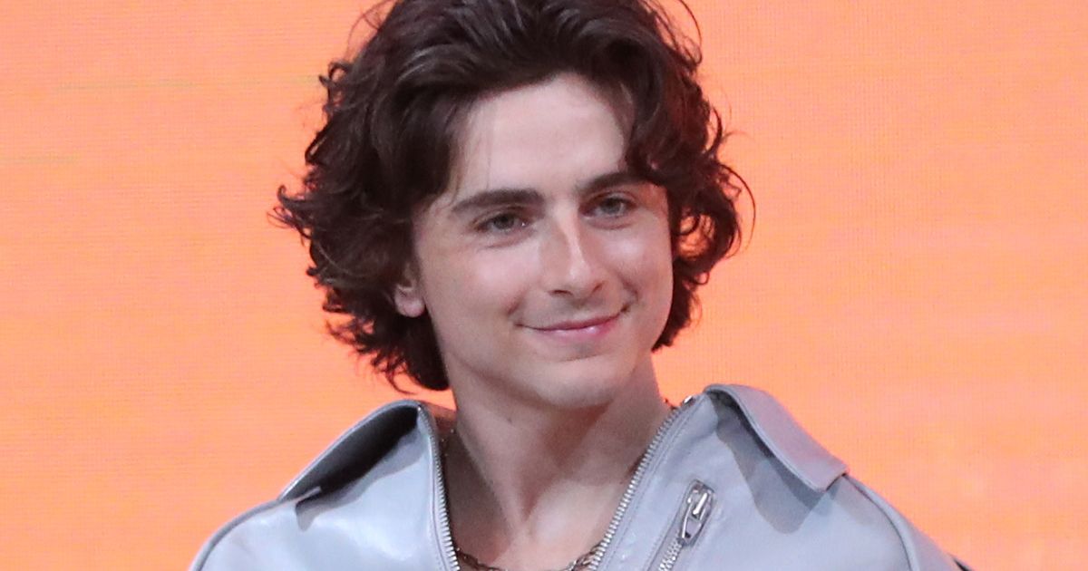 Fans Praise Timothée Chalamet For Knowing The “Right Way” To Greet Koreans