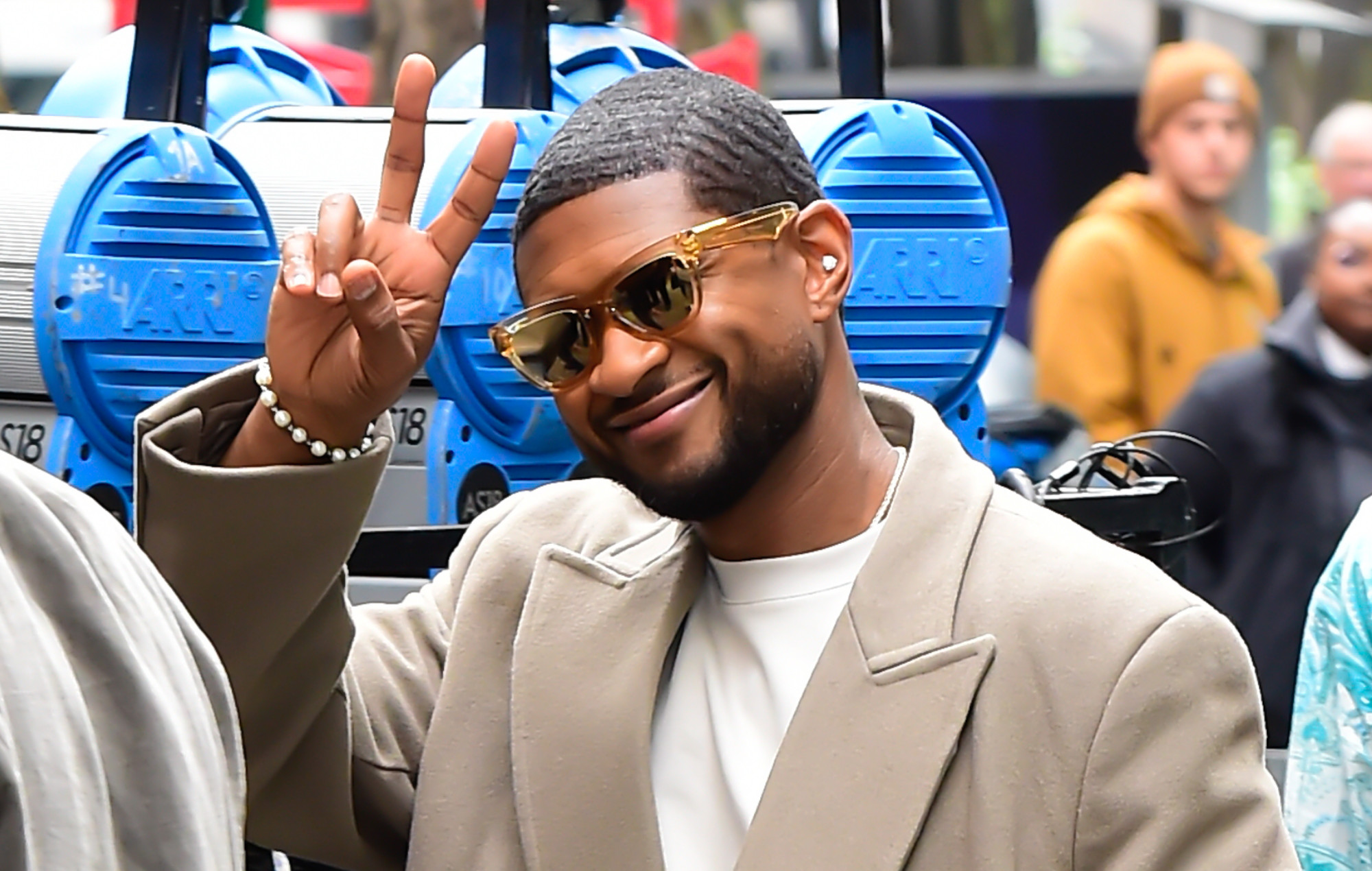 Usher admits he almost quit music to “pivot and become an actor”