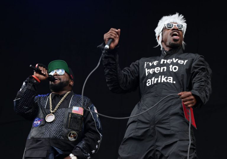 Big Boi & Andre 3000 Reuniting Backstage Is The Wholesome Content X Needed