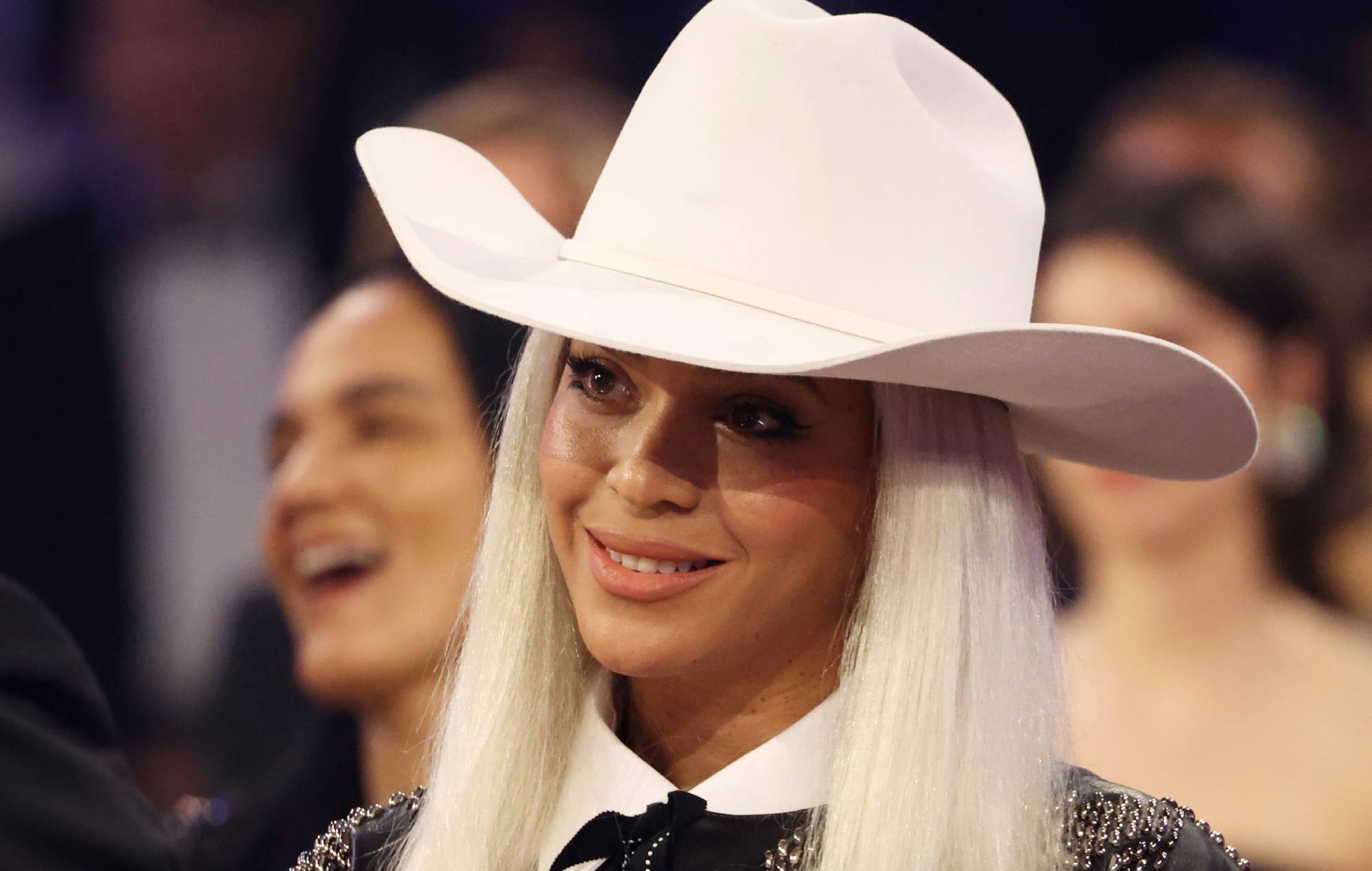 Fans say Beyoncé’s ‘Cowboy Carter’ is missing tracks on vinyl