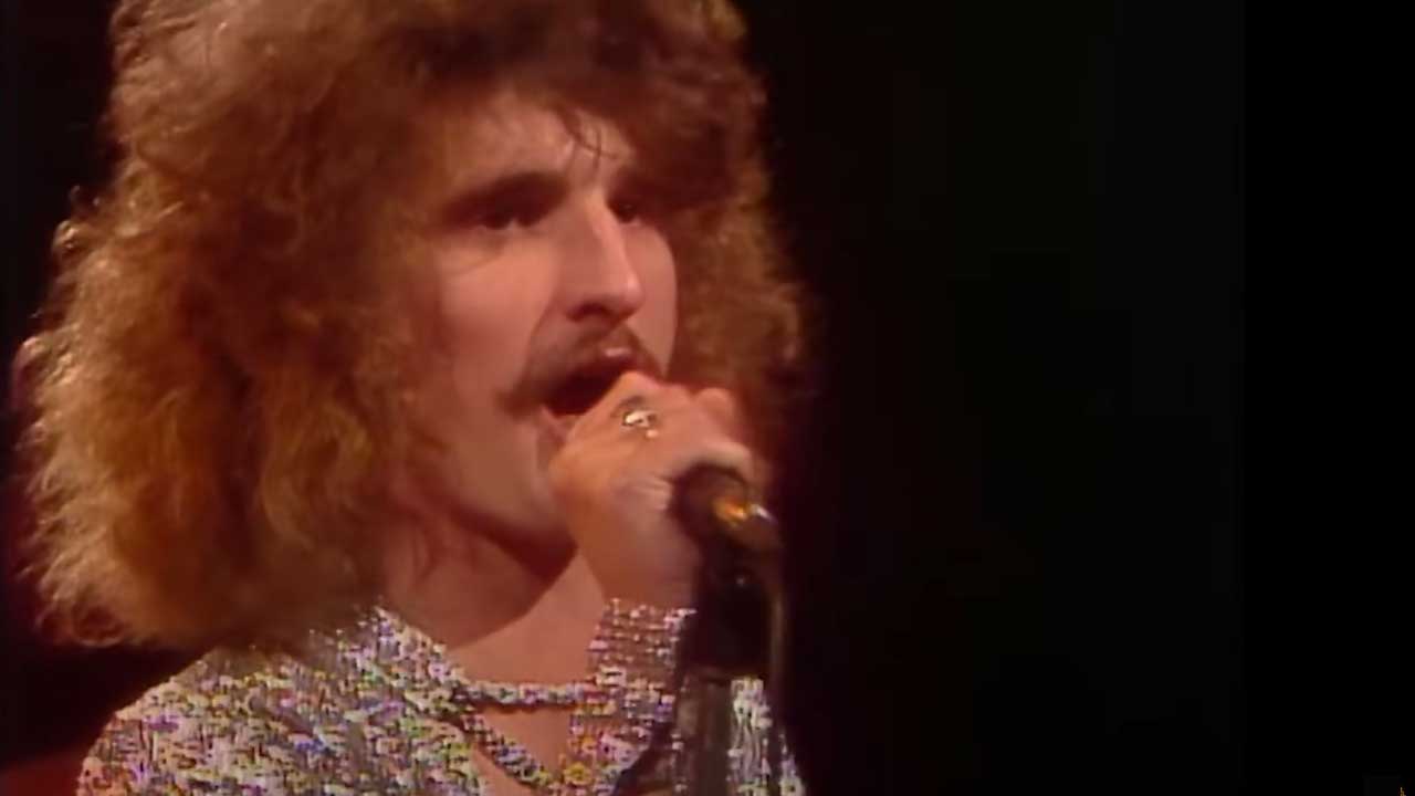 Uriah Heep’s performance of Stealin’ on The Midnight Special in 1973 is classic rock that’s both classic and rockin’