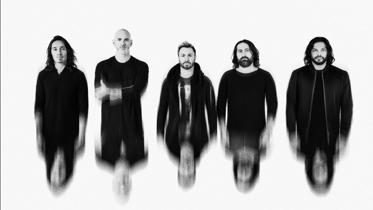 “It’s cool to have rearranged It’s Only Smiles to introduce modern acoustic playing to Periphery’s fans.” Periphery team up with English guitarist Mike Dawes for new single