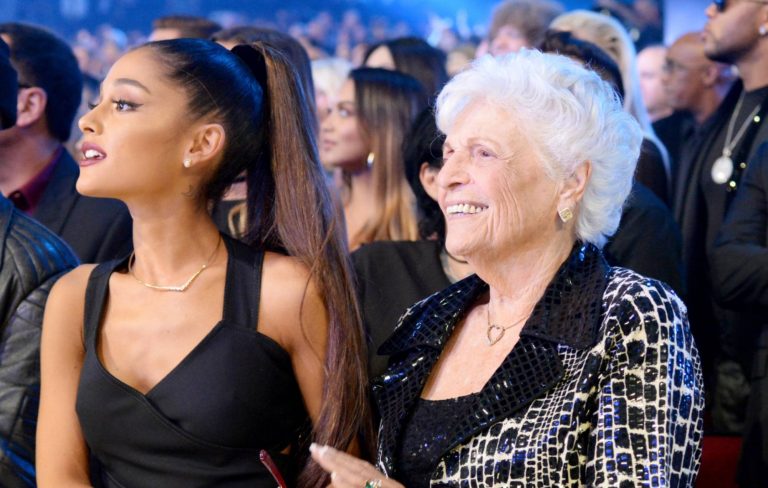 Ariana Grande celebrates her “most beautiful Nonna” making US chart history