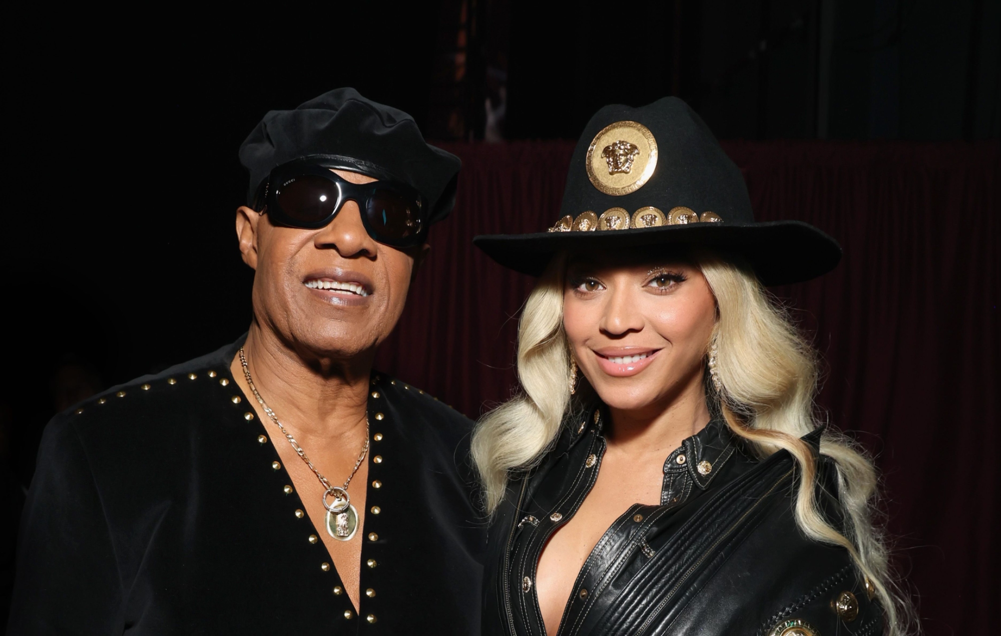 Beyoncé thanks Stevie Wonder for playing harmonica on ‘Jolene’ cover