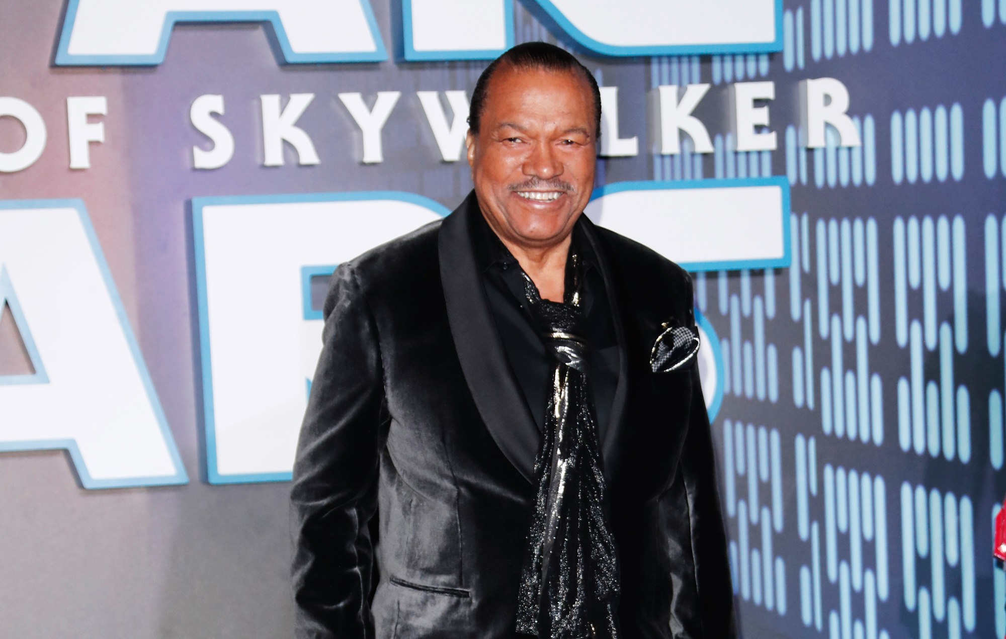 Billy Dee Williams defends actors doing blackface