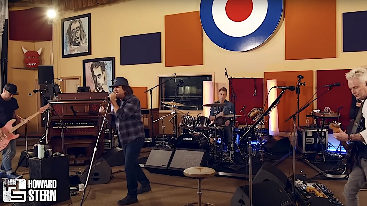 “Let’s do the whole album right now!” Watch Pearl Jam perform songs from new album Dark Matter live for the very first time