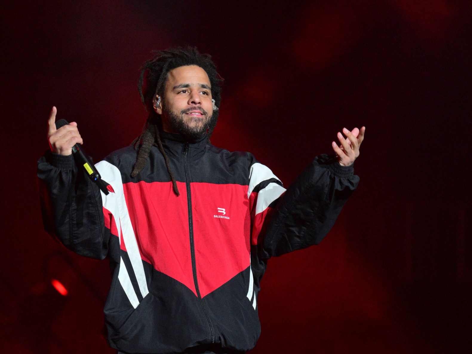 J. Cole Responds to Kendrick Lamar Diss on Hard-Hitting ‘7 Minute Drill’