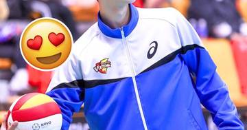 Korean Volleyball Player Is 6’4″ And Stealing Hearts With His Idol Visuals
