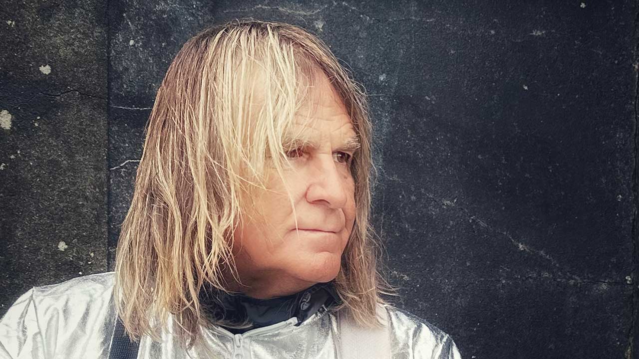 The Alarm’s Mike Peters reveals that his cancer has returned