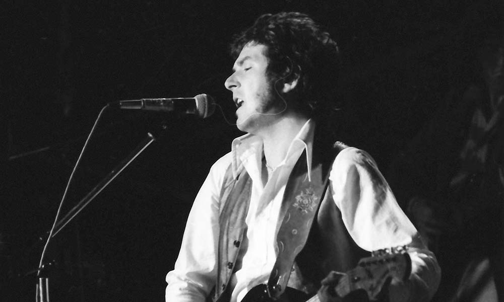 More Than Just A Face: Remembering The Much-Loved Ronnie Lane