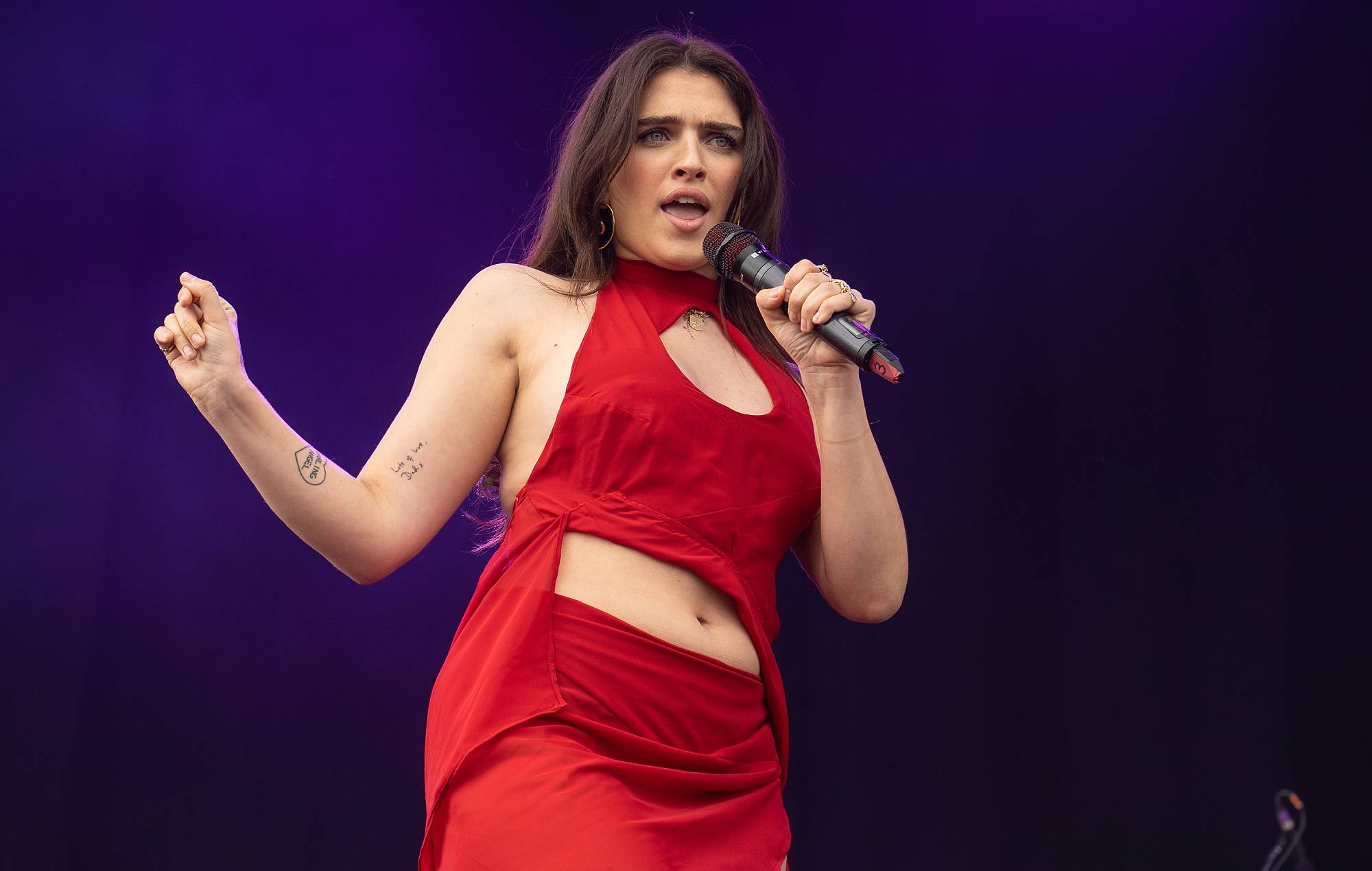 Mae Muller talks Club NME and being “at peace” with Eurovision