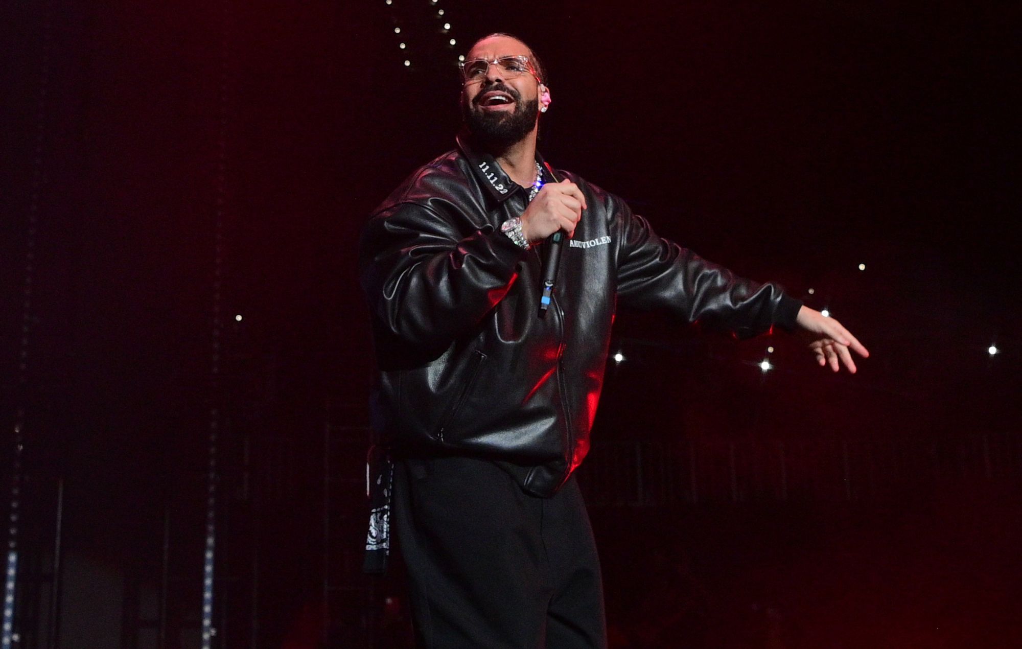 Man arrested for breaking into Drake’s mansion day after shooting