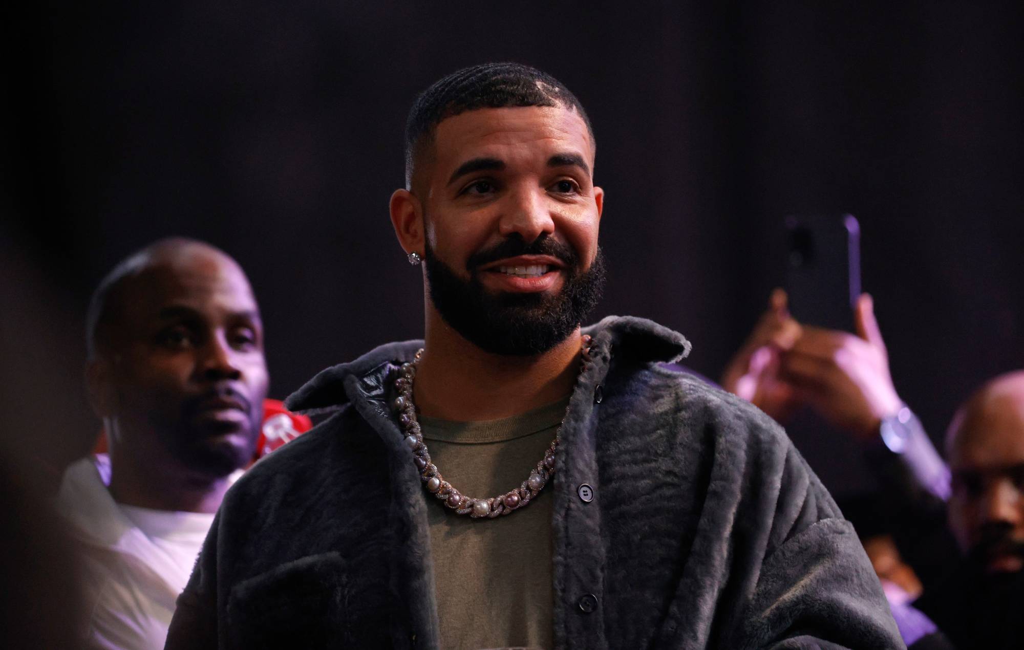 Drake’s voice replaces Tupac and Snoop Dogg In viral fan edit of controversial ‘Taylor Made Freestyle’