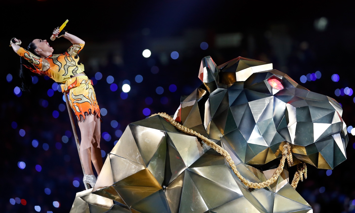Katy Perry’s ‘Roar’ Music Video Hits 4 Billion Views