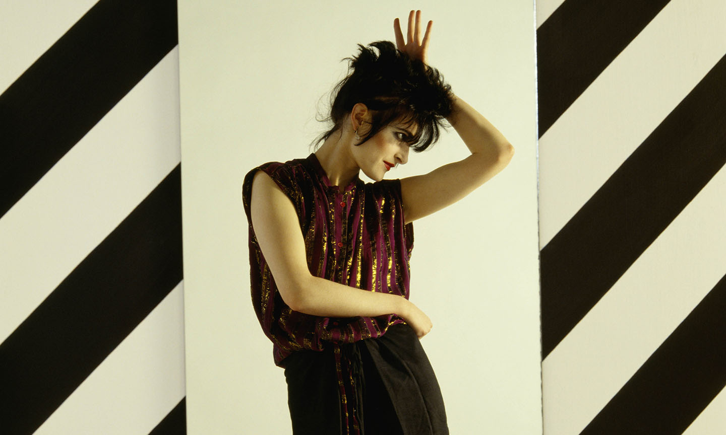 ‘Spellbound’: The Story Behind Siouxsie & The Banshees’ Enchanting Hit