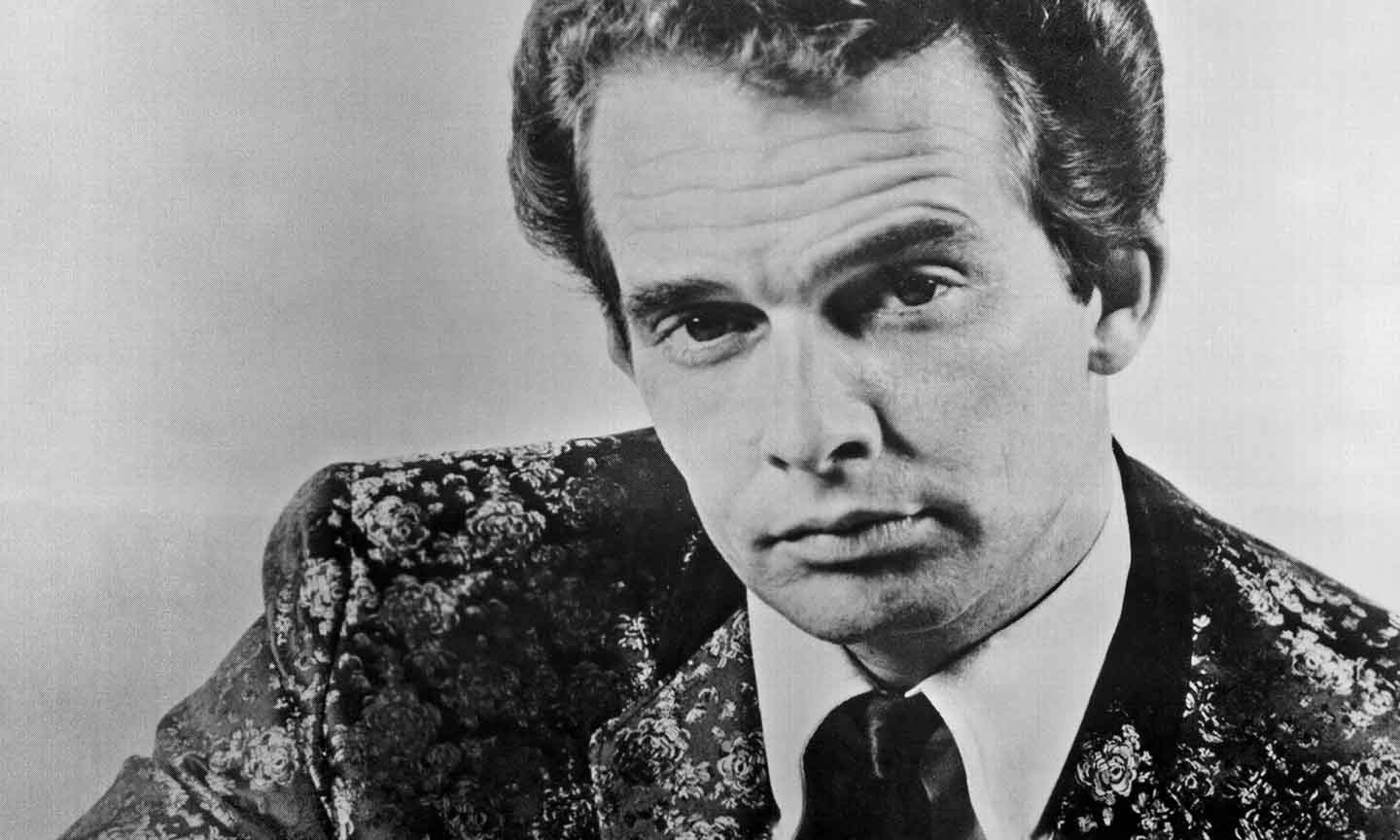 ‘Workin’ Man Blues’: Merle Haggard’s Blue Collar Hymn