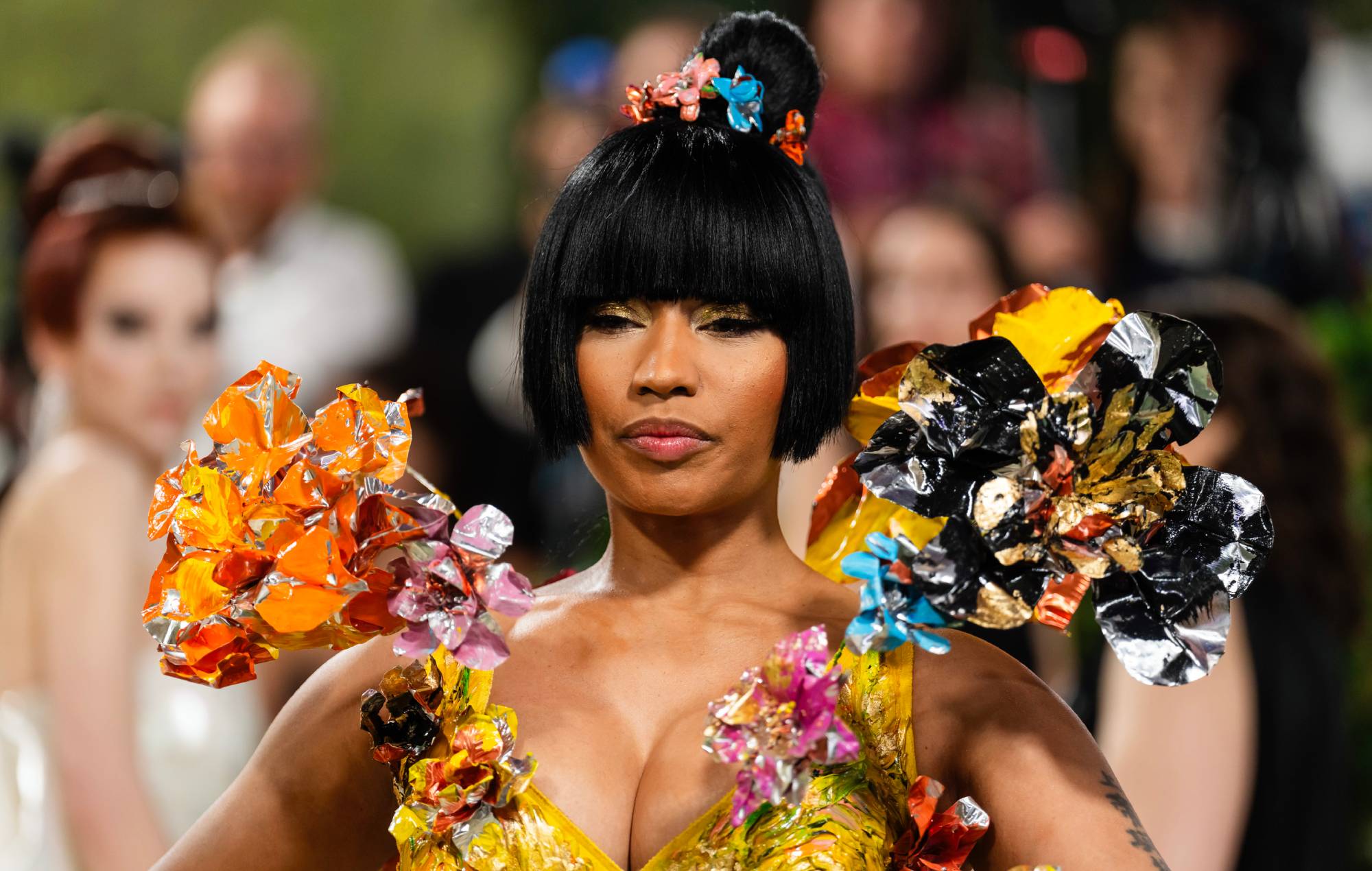 Nicki Minaj livestreams her own arrest in Amsterdam for “carrying drugs”