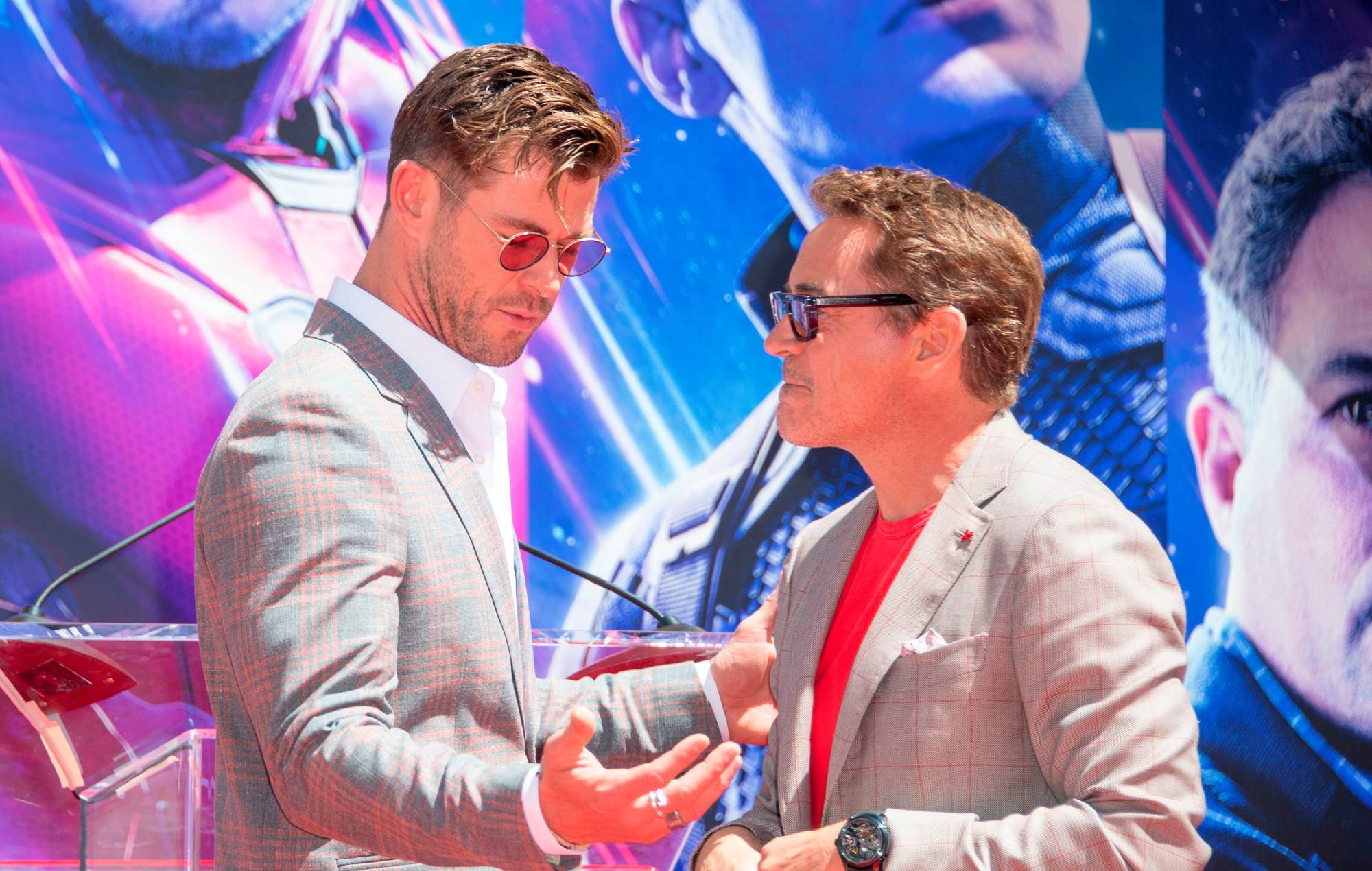 Robert Downey Jr. takes issue with Chris Hemsworth’s criticism of ‘Thor: Love and Thunder’