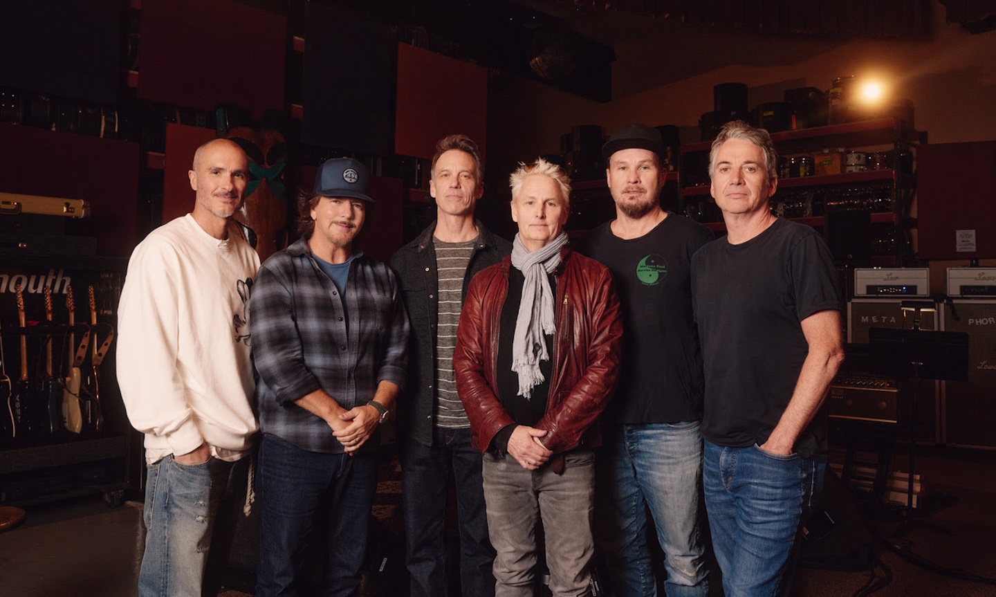 Pearl Jam And Zane Lowe Talk New Record ‘Dark Matter’