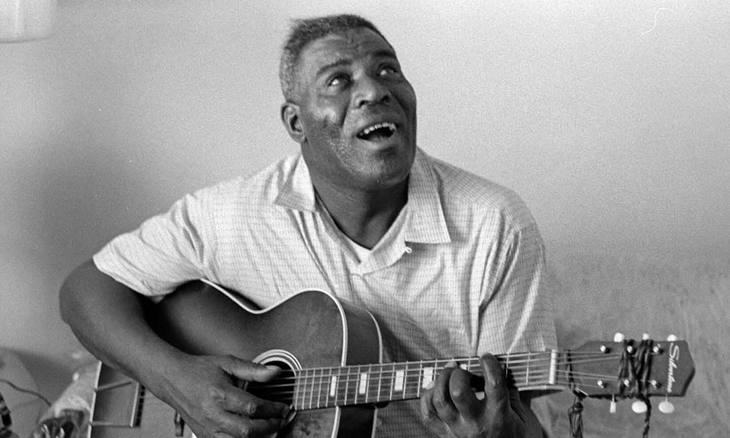 ‘Spoonful’: Howlin’ Wolf’s Classic Blues Song