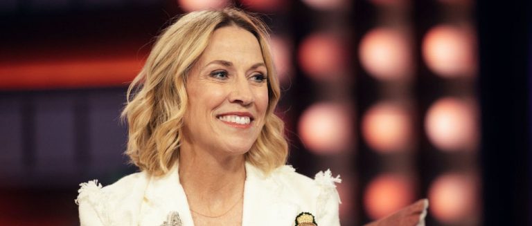 Sheryl Crow Blasted Drake Soaking Up Tupac’s Vocal Likeness On His Kendrick Lamar Diss Track ‘Taylor Made Freestyle’