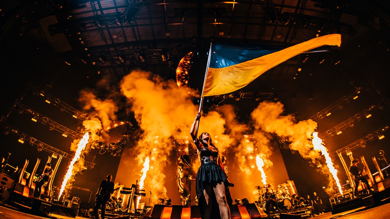 “Think Maiden’s Death On The Road or Metallica’s Quebec Magnetic as opposed to Live After Death or S&M.” Within Temptation reaffirm their arena-conquering status on new live album Worlds Collide Tour: Live In Amsterdam