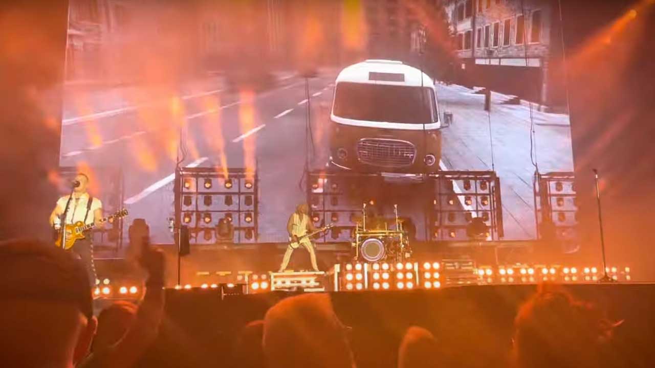 Def Leppard and Journey kick off their Summer Stadium tour: Setlists and videos