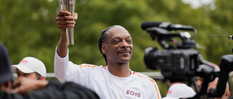 Fans Have Taken Snoop Dogg’s 2024 Olympic Torch Moment And Turned It Into One Fiery Joke About Stoners