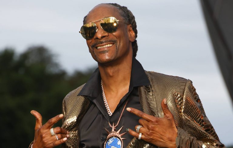 ‘Smoke Weed Every Day’ – Snoop Dogg has opened his first marijuana dispensary