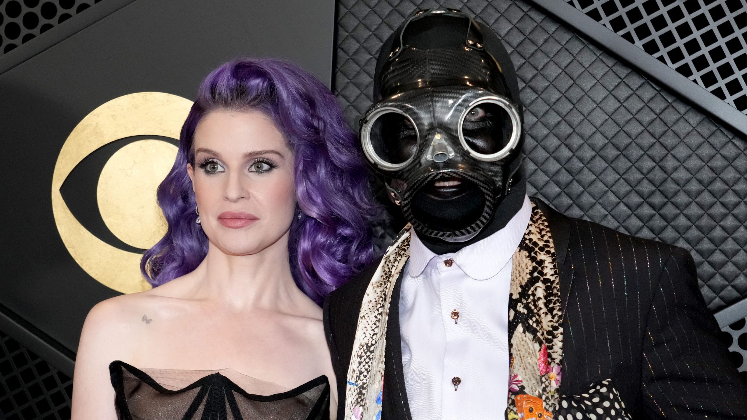 “When he sees all his uncles backstage in the masks, he loves it, he’s not scared”: Kelly Osbourne’s 1-year-old son finds Sid Wilson’s Slipknot mask “so hilarious”