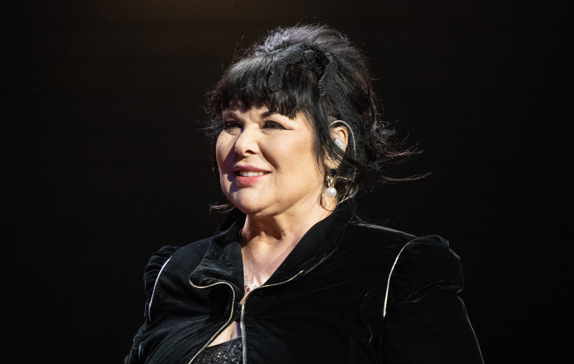 Heart postpone all remaining tour dates as Ann Wilson undergoes cancer treatment