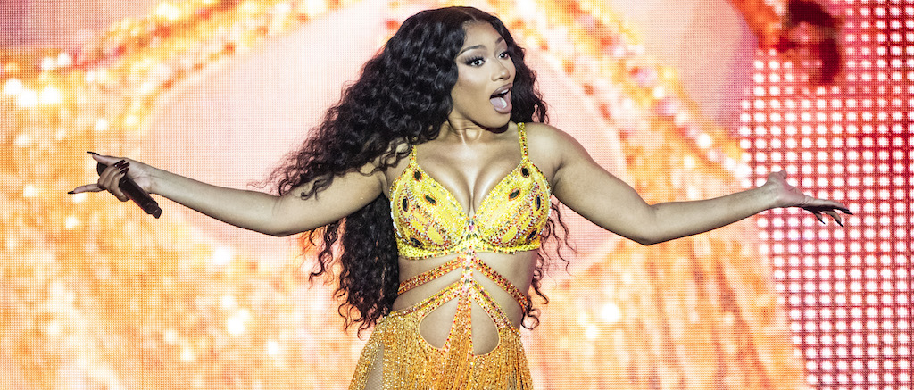 Megan Thee Stallion Had A Perfectly Unbothered Reaction To People Shouting ‘Free Tory’ At Her