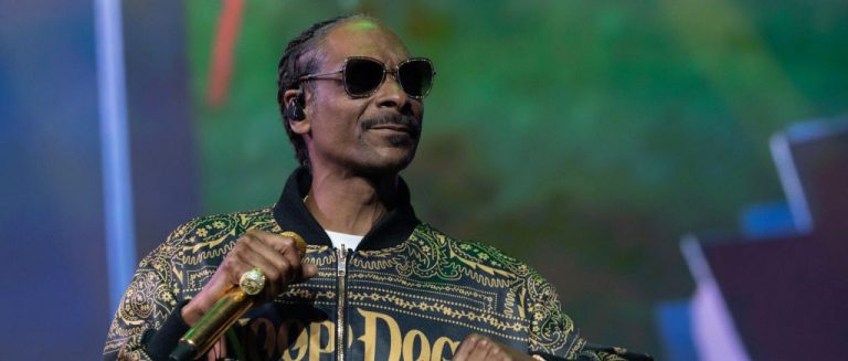 Oh Lord, Snoop Dogg’s Iced Out Goat Chain Has Resulted In A Hell Of A Lot Satanist Rumors