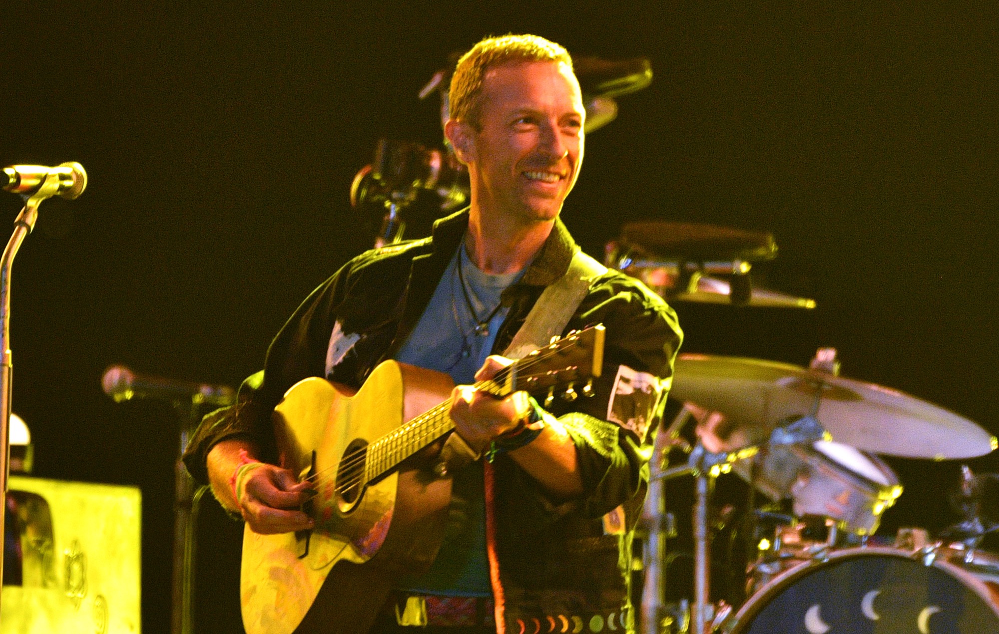 Watch Coldplay’s Chris Martin make surprise appearance in Dublin with Little Simz, Burna Boy, Elyanna and TINI