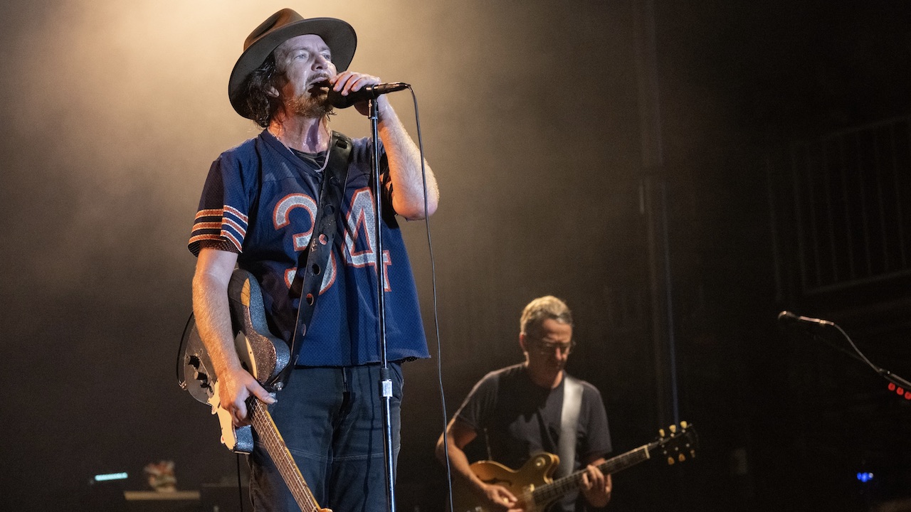 “I realised it had been a while since we had a powerful young woman up onstage with us.” Watch Pearl Jam cover Taylor Swift’s The Best Day with help from a very special guest