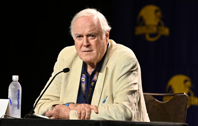 John Cleese says “goodbye” to Twitter: “Thanks for dinner, Elon”