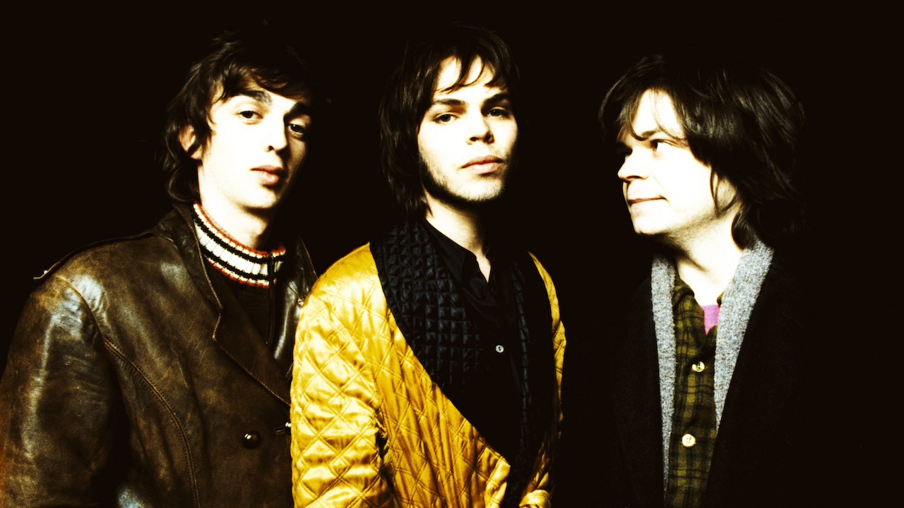 “I remember being sat in the car the day after I got arrested and Danny was coming up with lines in the car, going ‘Caught by the fuzz!'”: Supergrass on the making of their classic debut single