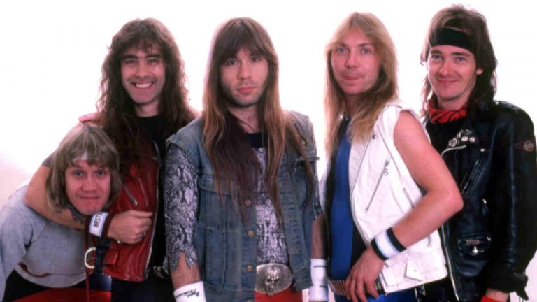 “I sing in pictures – as I sing I see myself standing on the deck of a bloody great boat in Rime Of The Ancient Mariner”: How Powerslave pointed the way to Iron Maiden’s epic future