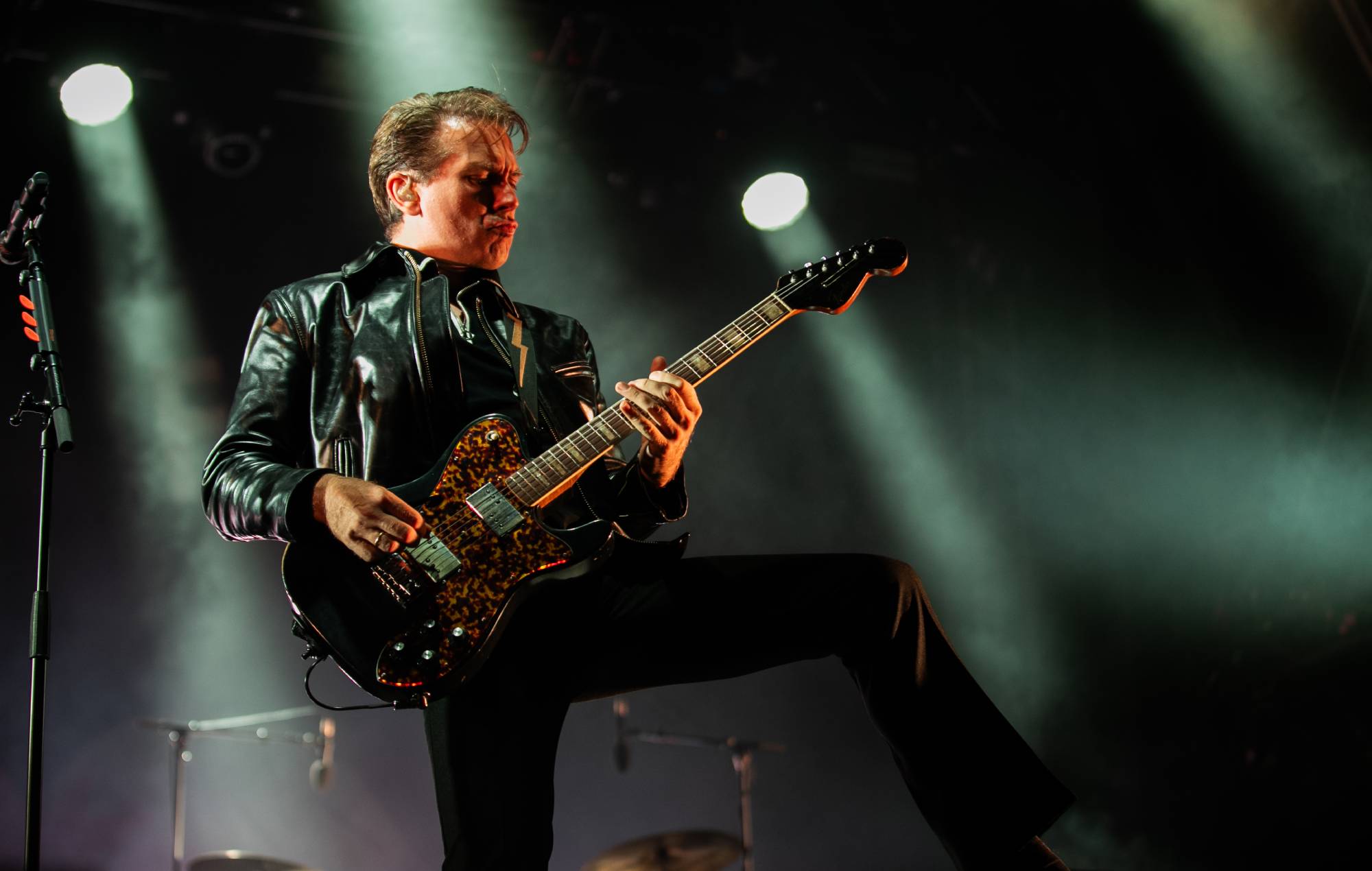 Watch Franz Ferdinand debut new song ‘Hooked’ as they kick off run of Scottish dates