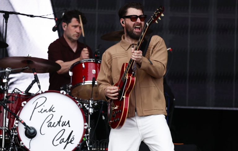 Courteeners to headline Legends Of Football charity event